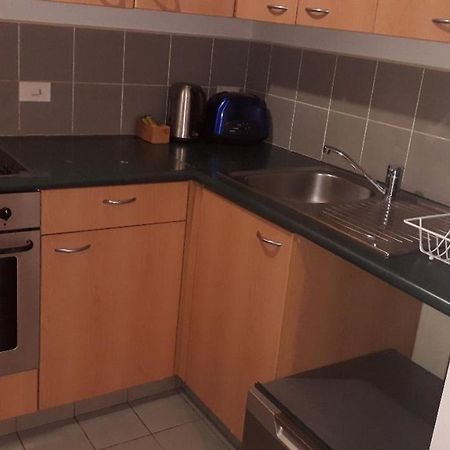 Central One Bedroom Apartment Оукланд Екстериор снимка